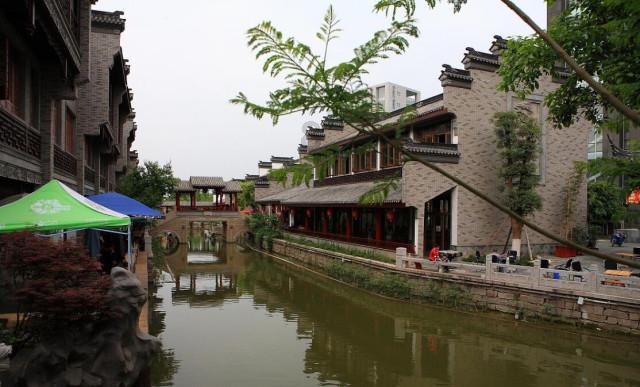 照顾可爱小公主